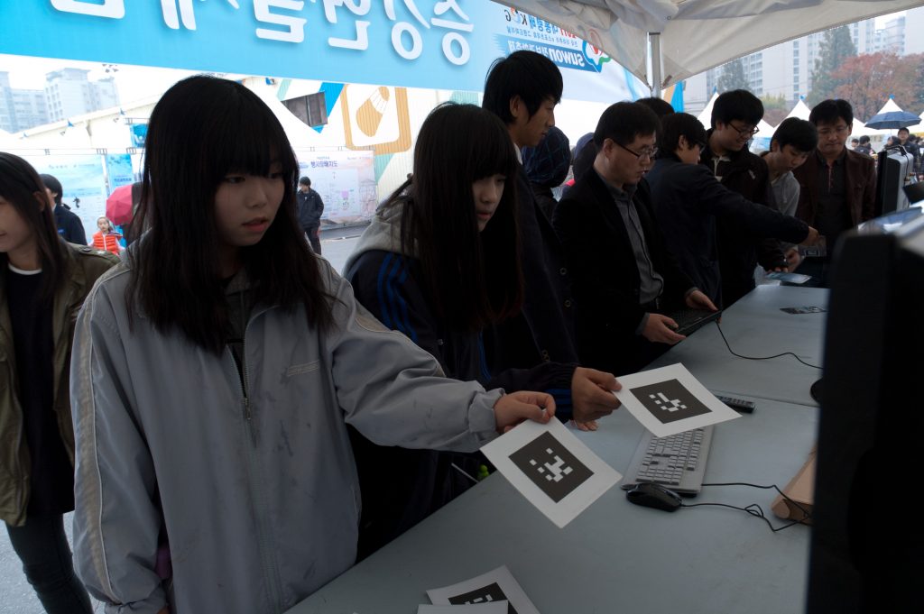 20111029-10-16-27-nikon-d50-18-0-70-0-mm-f-3-5-4-5-18mm-f-5-6%ec%9d%98-1-125%ec%b4%88-iso-400-_dsc2356