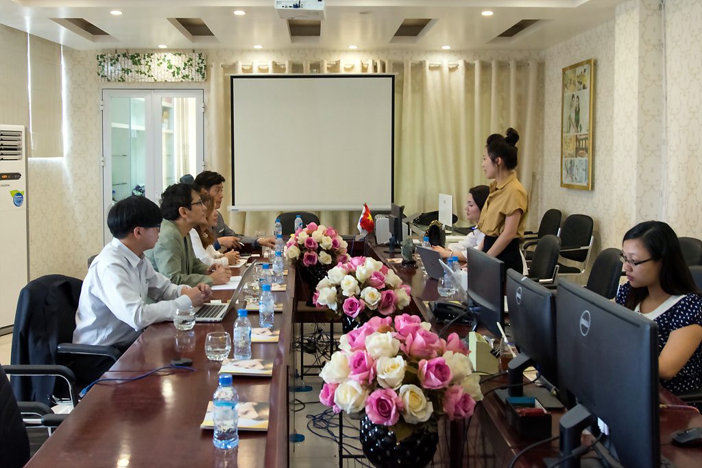 20160922_hanoi_xuanhuongaesteticsjointstockcomp