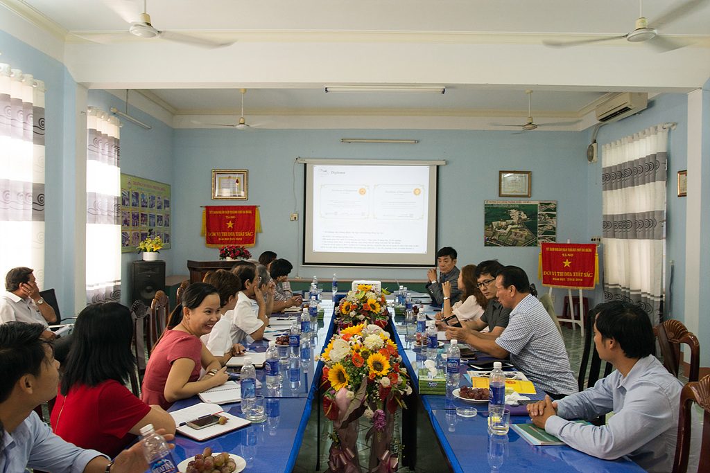 20160923_danang_phuongdongcollege_0001