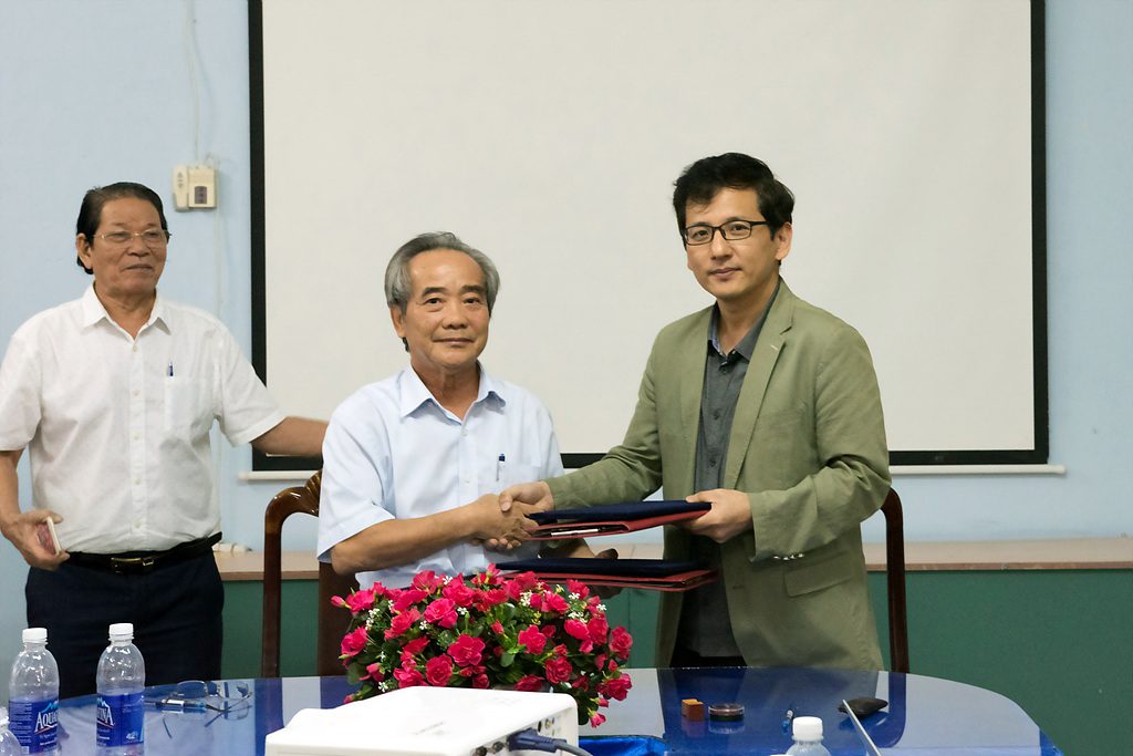 20160923_danang_phuongdongcollege_0004